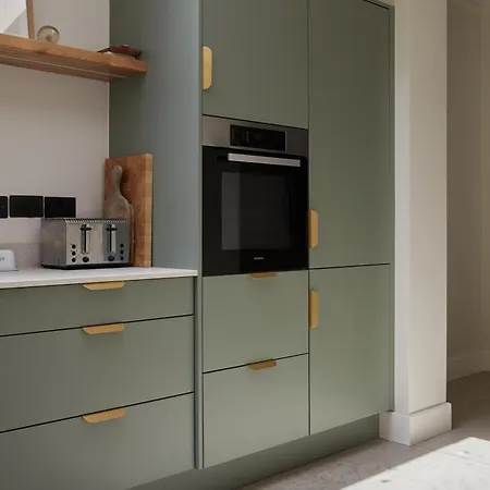 Contemporary Yet Cosy And Characterful In Rural Village Setting 別荘